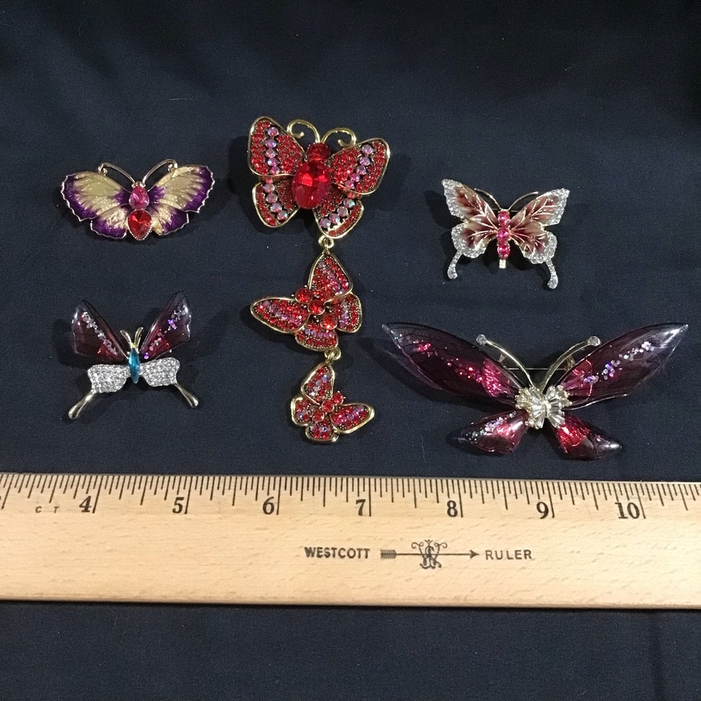 BUTTERFLY LOT OF 5 RED RHINESTONES NWOT BEAUTIFUL PIECES FIGURAL INSECT